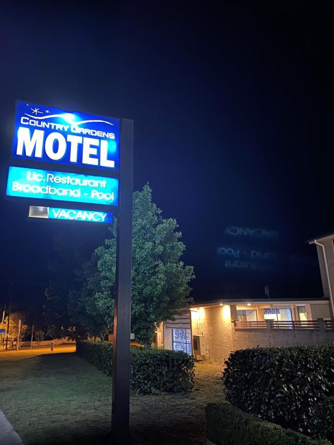 Country Gardens Motel คูนาแบราบรัน ภายนอก รูปภาพ